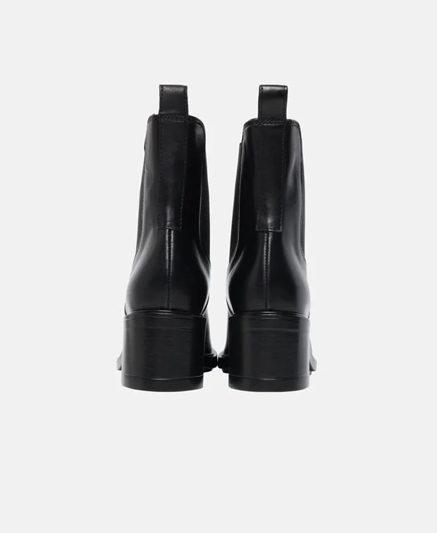 Chelsea Boots - Image 2