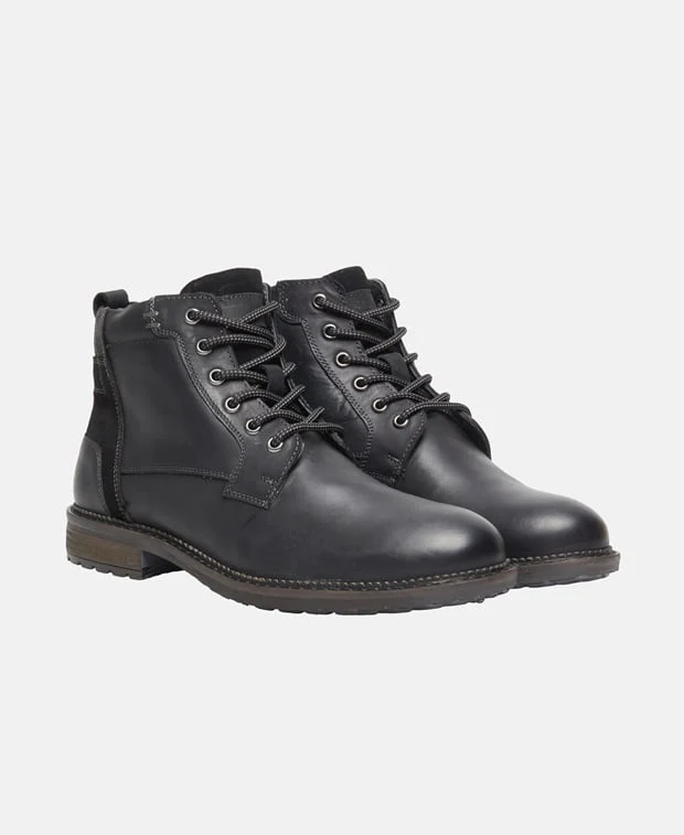 Schnürstiefeletten