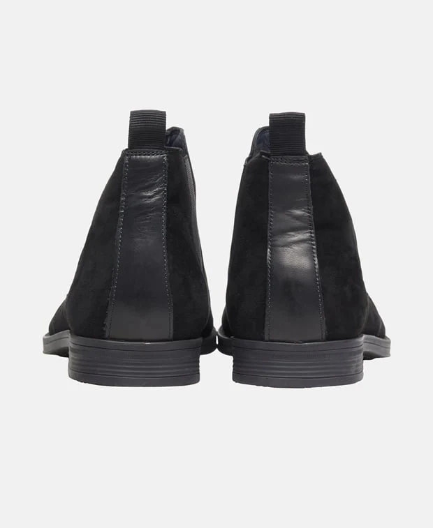 Chelsea Boots - Image 2