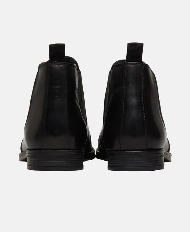 Chelsea Boots - Image 2