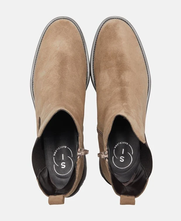 Chelsea Boots - Image 3