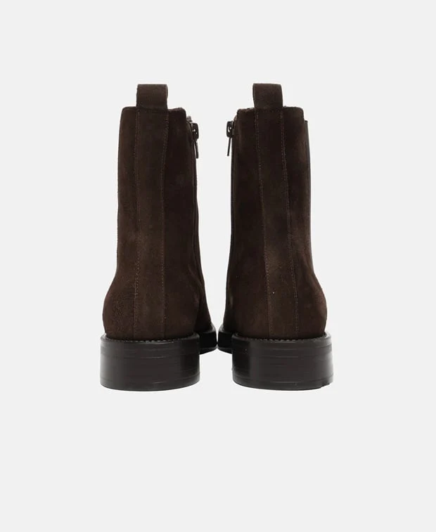 Chelsea Boots - Image 2