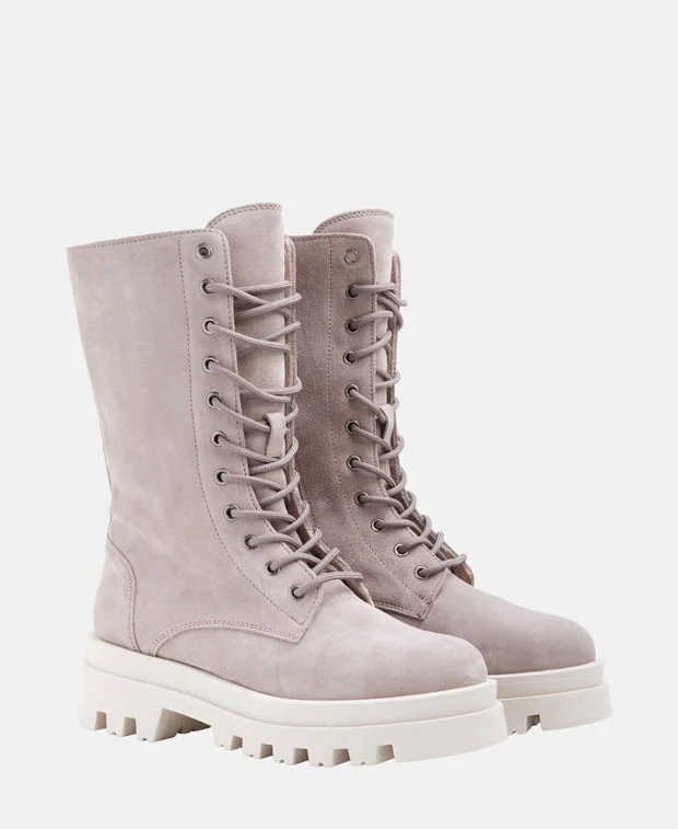 Schnürboots