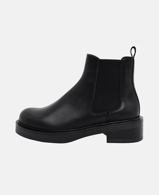 Chelsea Boots - Image 4