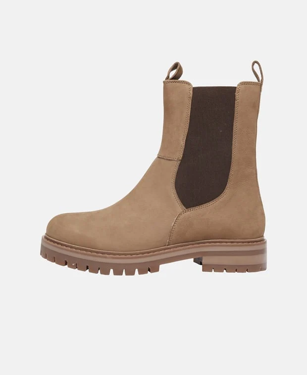 Chelsea Boots - Image 4