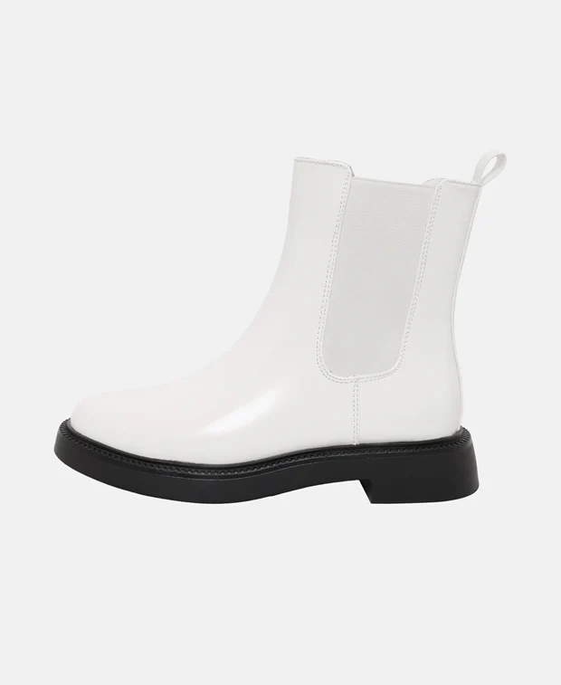 Chelsea Boots - Image 4
