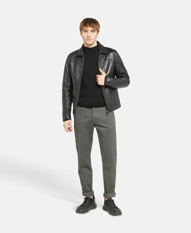 Chino - Image 5
