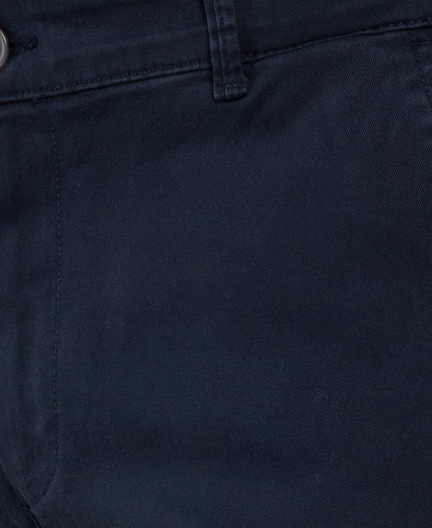 Chino - Image 2