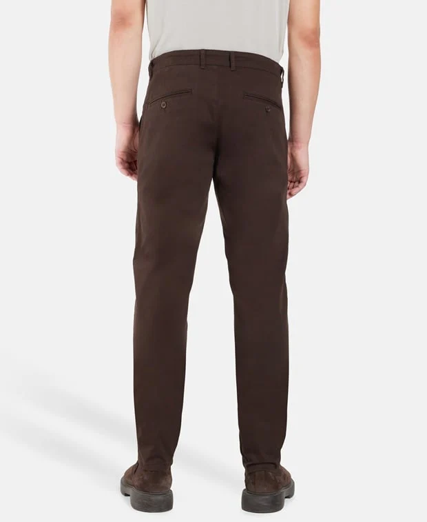 Chino - Image 3