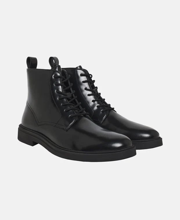 Schnürboots