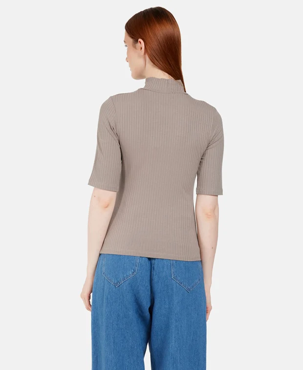 T-Shirt - Image 3