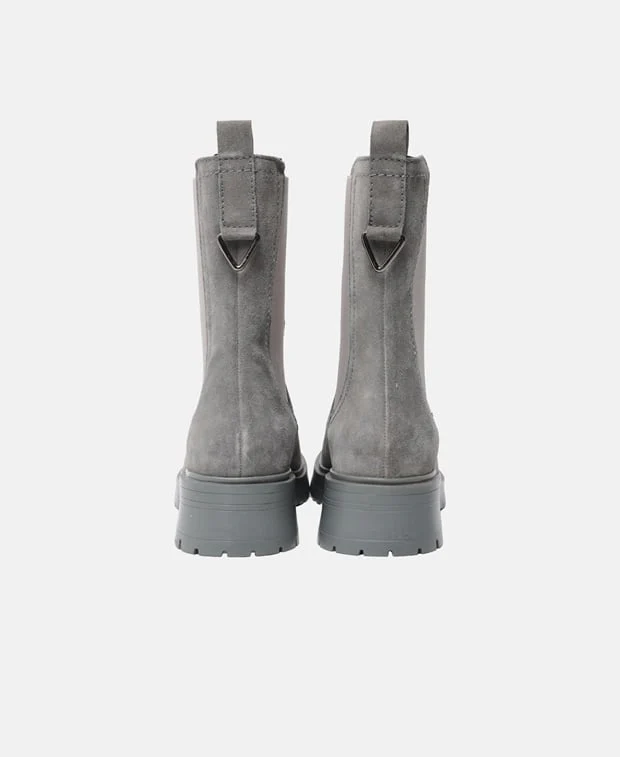 Chelsea Boots - Image 2
