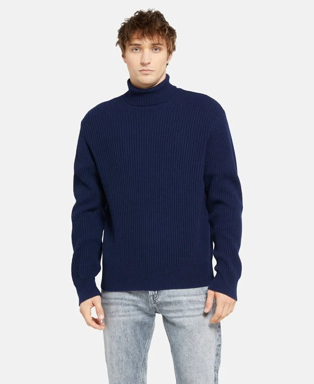 Rollkragenpullover