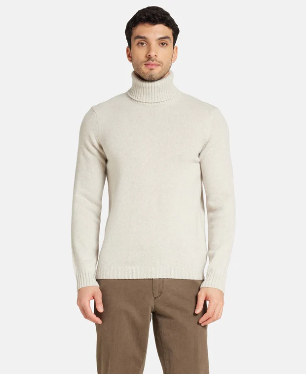 Rollkragenpullover