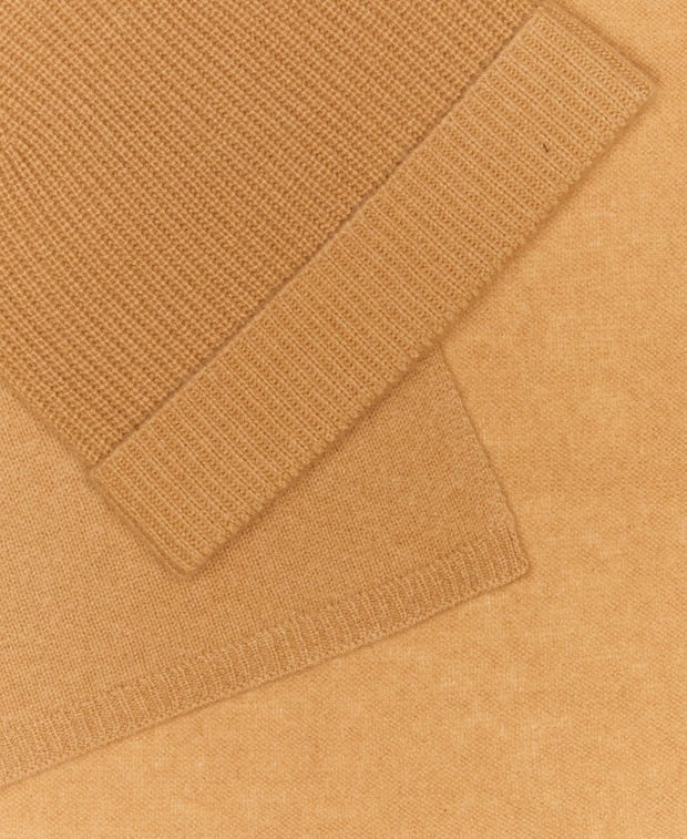Kaschmir-Set aus Mütze und Schal - Image 2