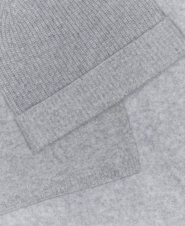 Kaschmir-Set aus Mütze und Schal - Image 2