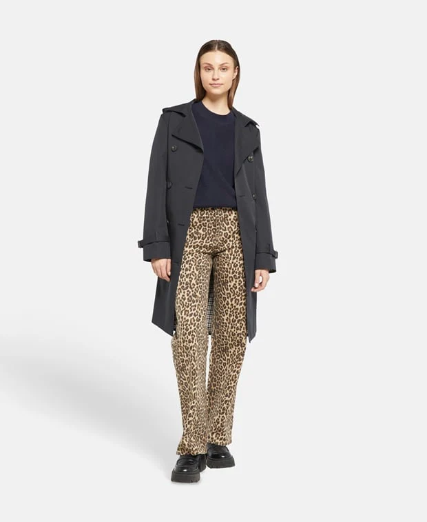 Trenchcoat - Image 5