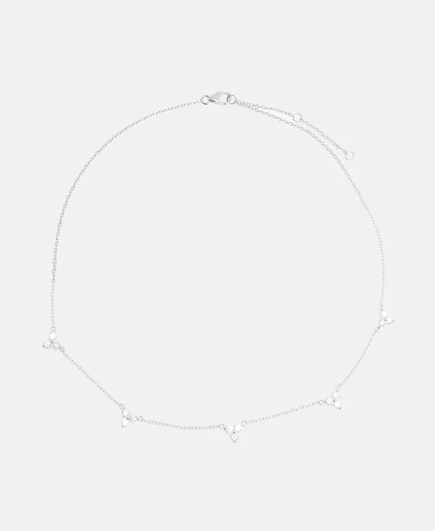 Halskette mit Diamantanhänger