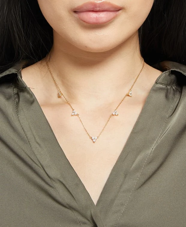 Halskette mit Diamantanhänger - Image 3