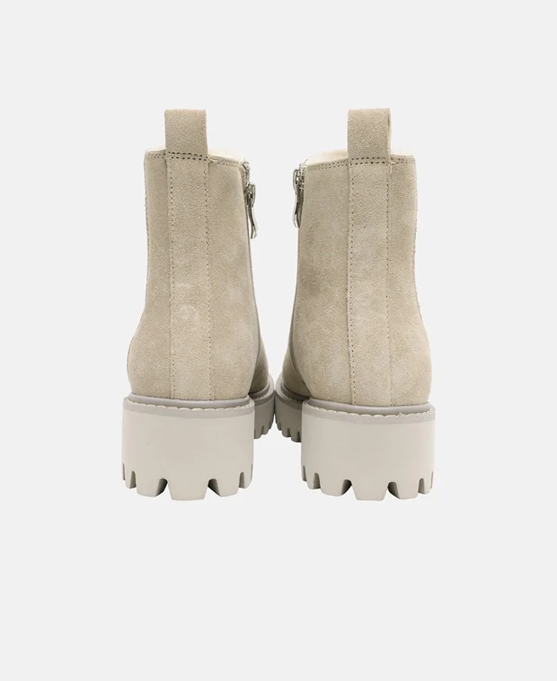 Chelsea Boots - Image 2