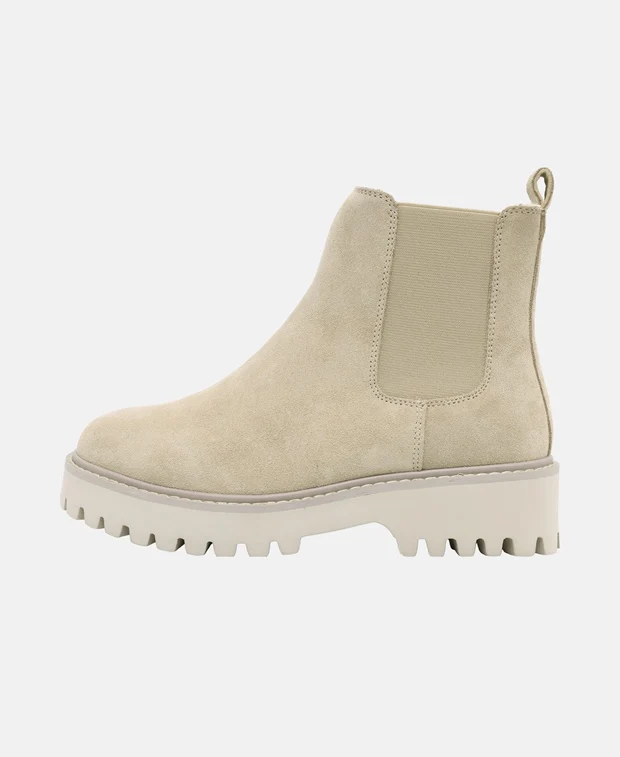 Chelsea Boots - Image 4