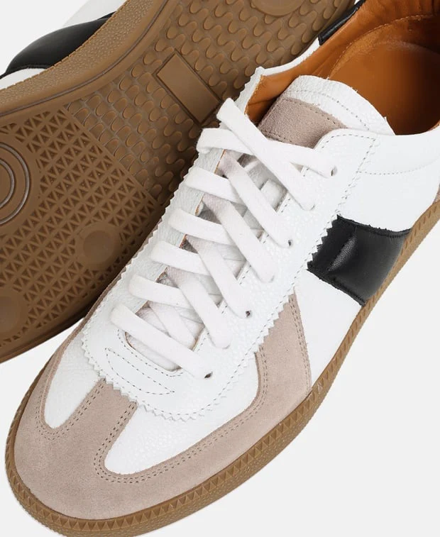 Sneaker - Image 5