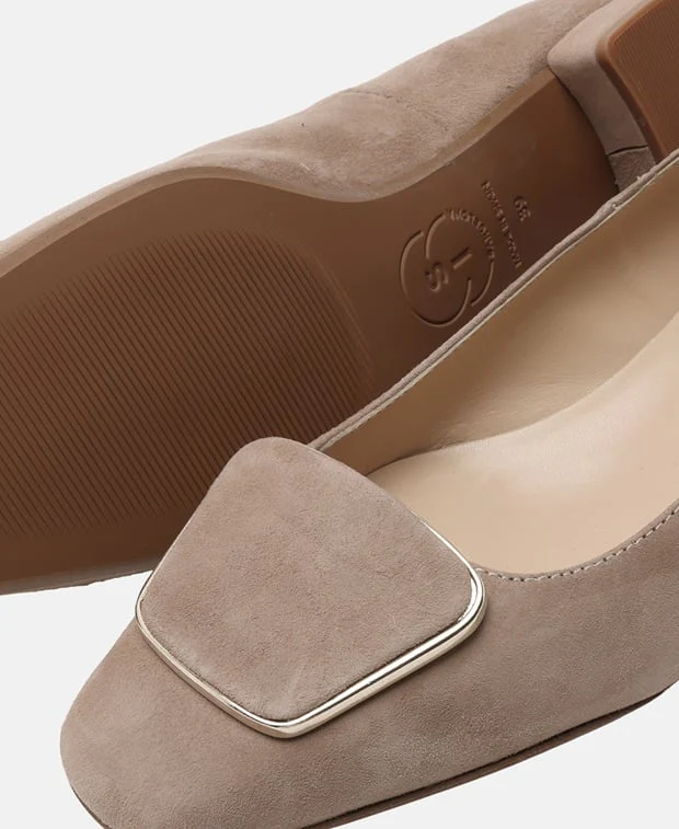 Pumps - Image 5