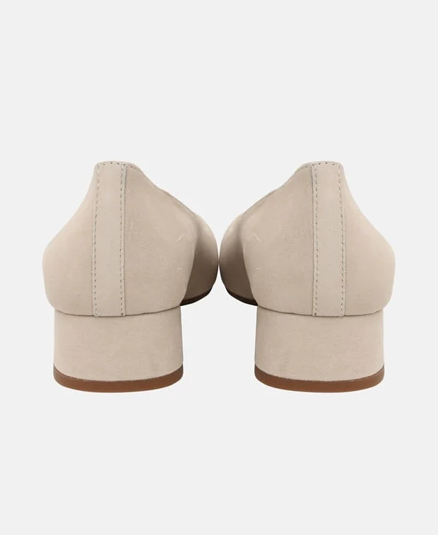 Pumps - Image 2