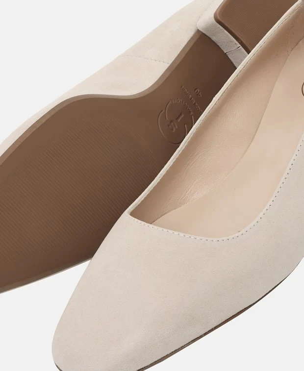 Pumps - Image 5