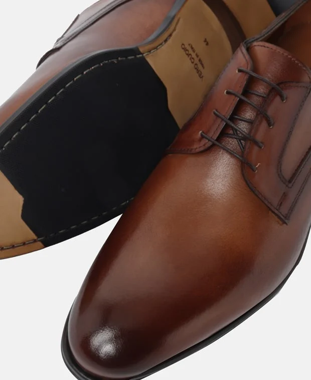 Derby - Image 5