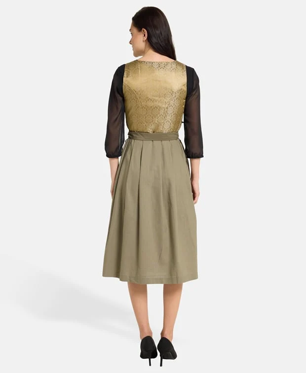 Dirndl mit Schürze - Image 3