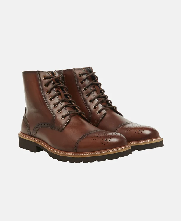Schnürstiefeletten