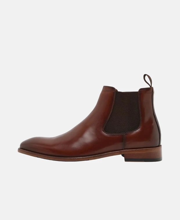 Chelsea Boots - Image 4