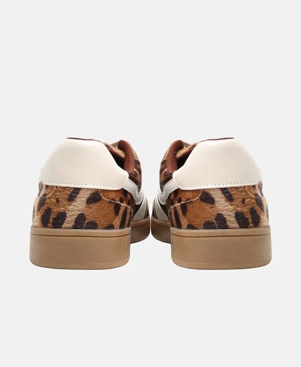 Sneaker - Image 2