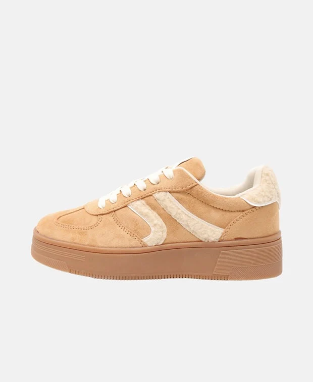 Sneaker - Image 4