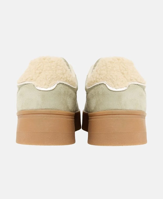 Sneaker - Image 2