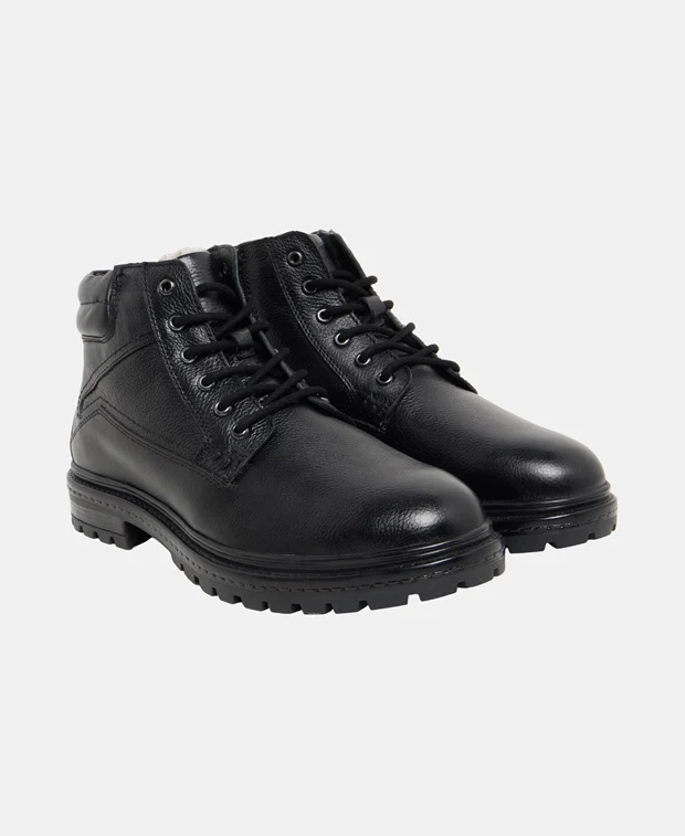 Schnürboots