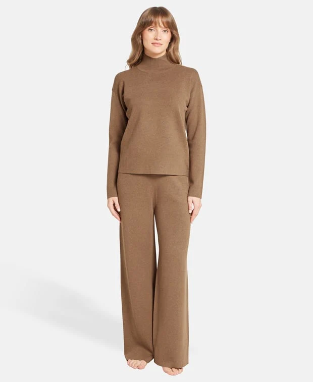 Set aus Pullover und Hose