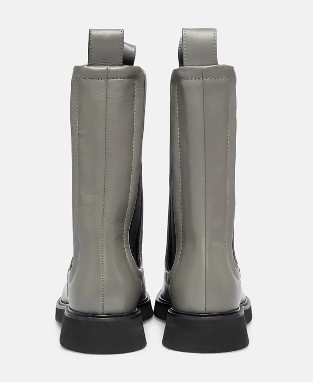 Chelsea Boots - Image 2