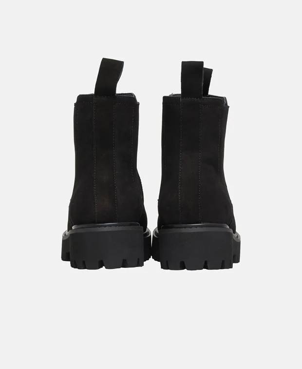 Chelsea Boots - Image 2
