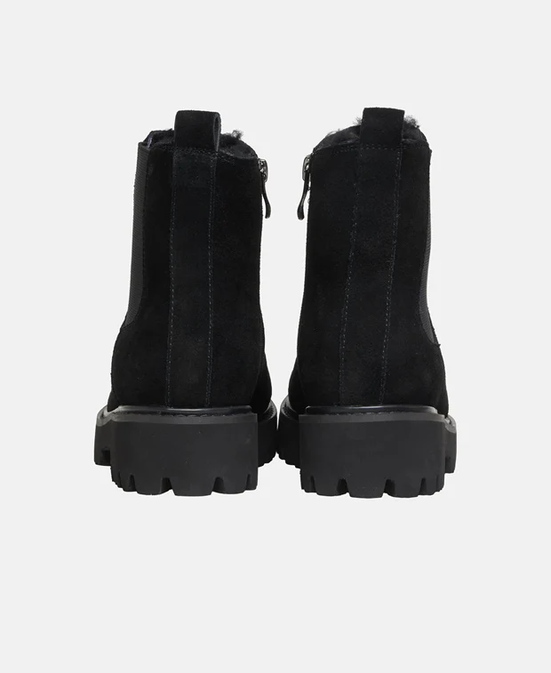 Chelsea Boots - Image 2