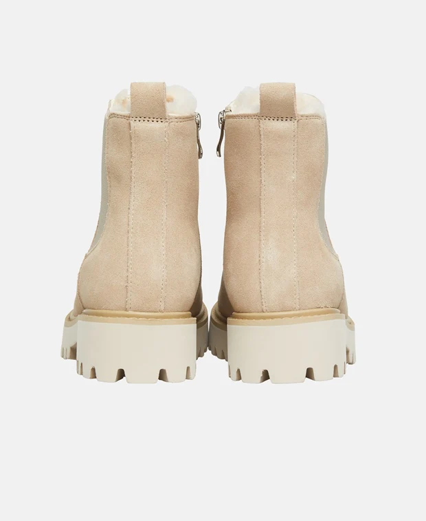 Chelsea Boots - Image 2