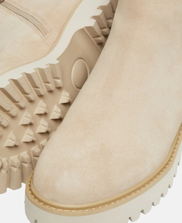 Chelsea Boots - Image 5
