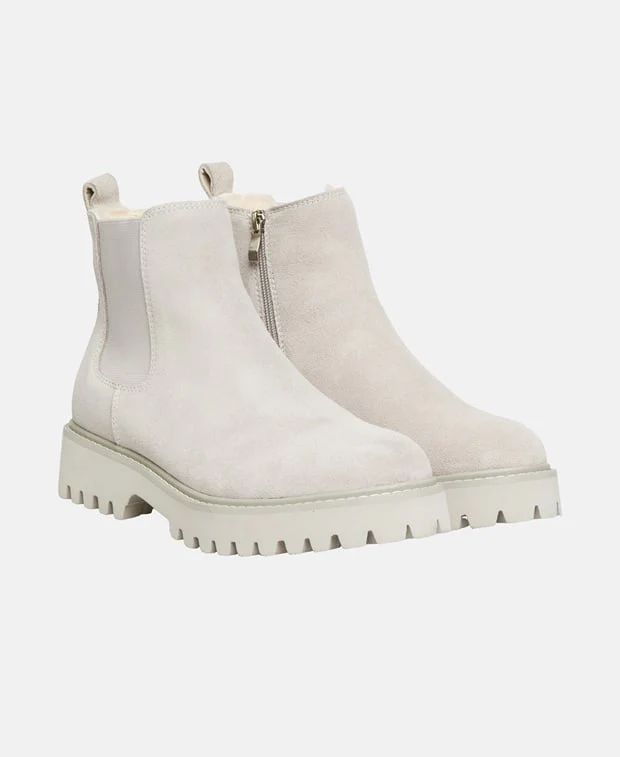 Chelsea Boots