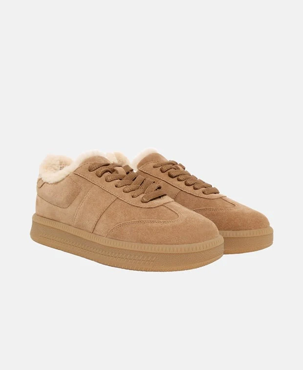 Sneaker