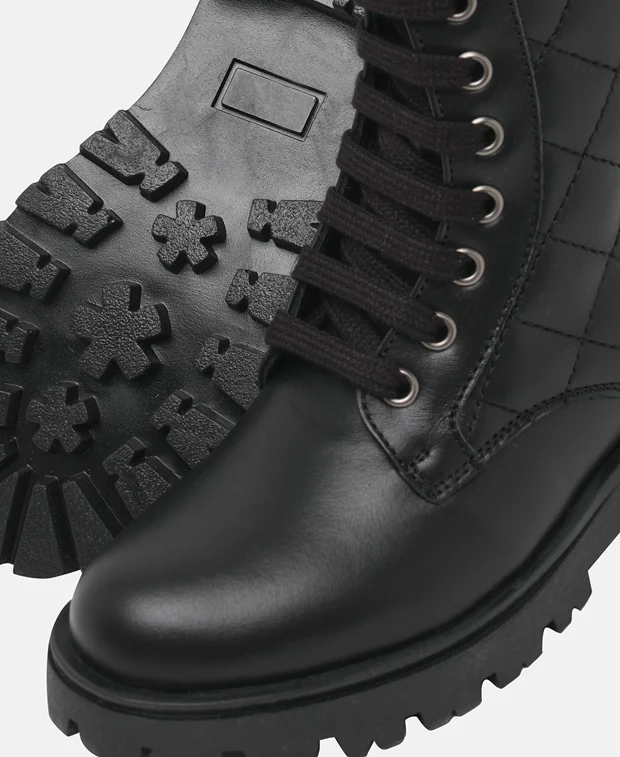 Schnürboots - Image 5
