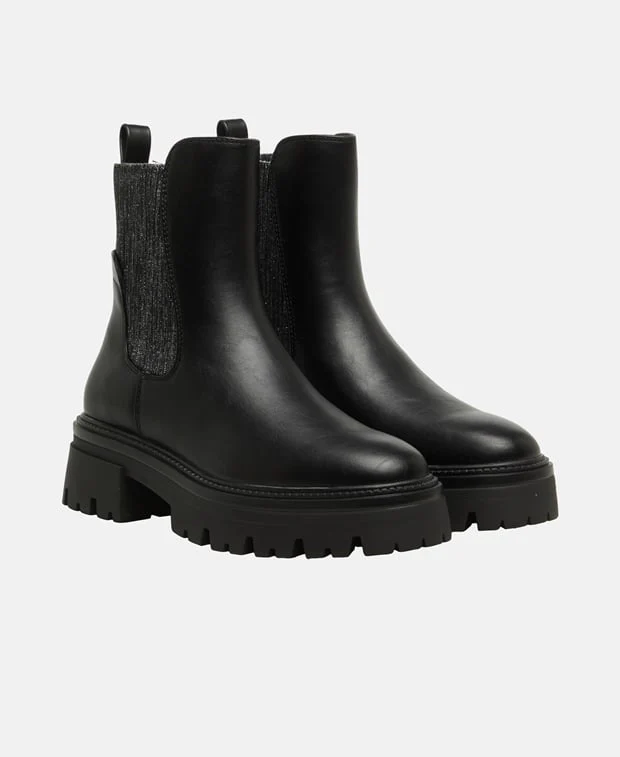 Chelsea Boots