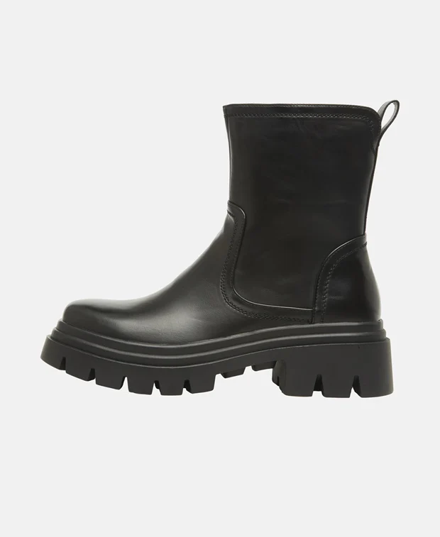 Chelsea Boots - Image 4