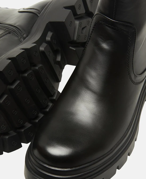 Chelsea Boots - Image 5