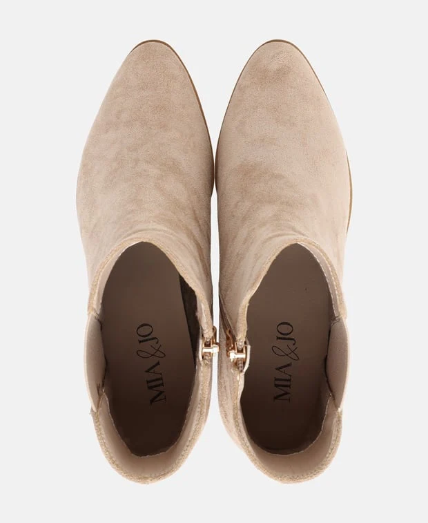 Chelsea Boots - Image 3